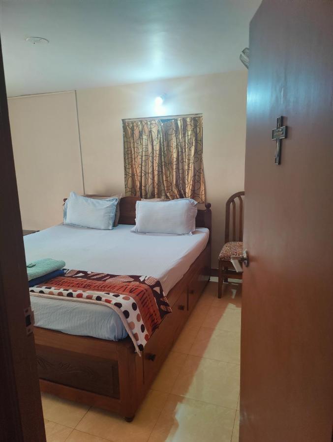 Menezes House Hotel Panaji Eksteriør billede