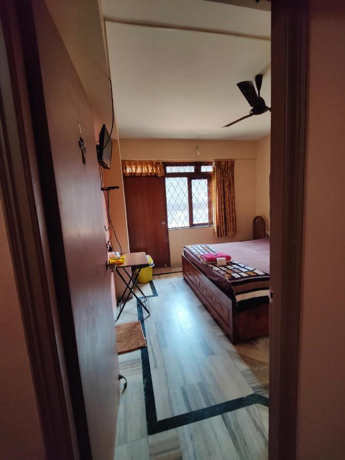 Menezes House Hotel Panaji Eksteriør billede