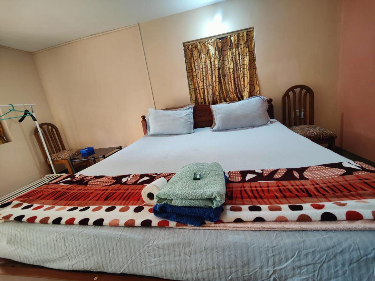 Menezes House Hotel Panaji Eksteriør billede