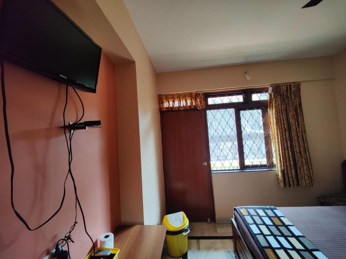 Menezes House Hotel Panaji Eksteriør billede