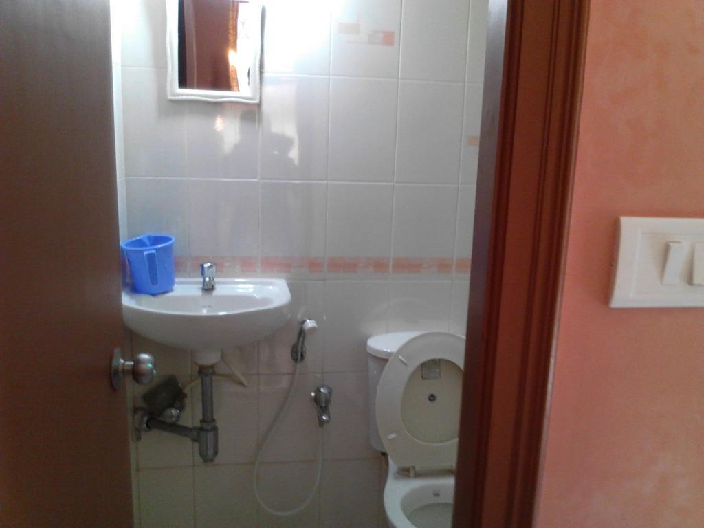 Menezes House Hotel Panaji Eksteriør billede